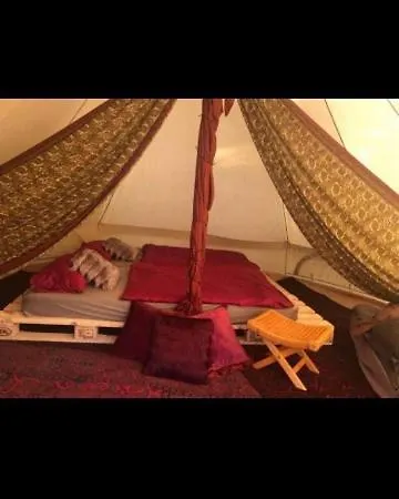 Into The Glamping- Beech Luxury tent Markt Nordheim